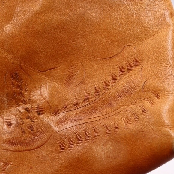 Vintage Sergios Collection Small Leather Zipper Pouch Bag Natural Tooled Leather - Picture 11 of 14